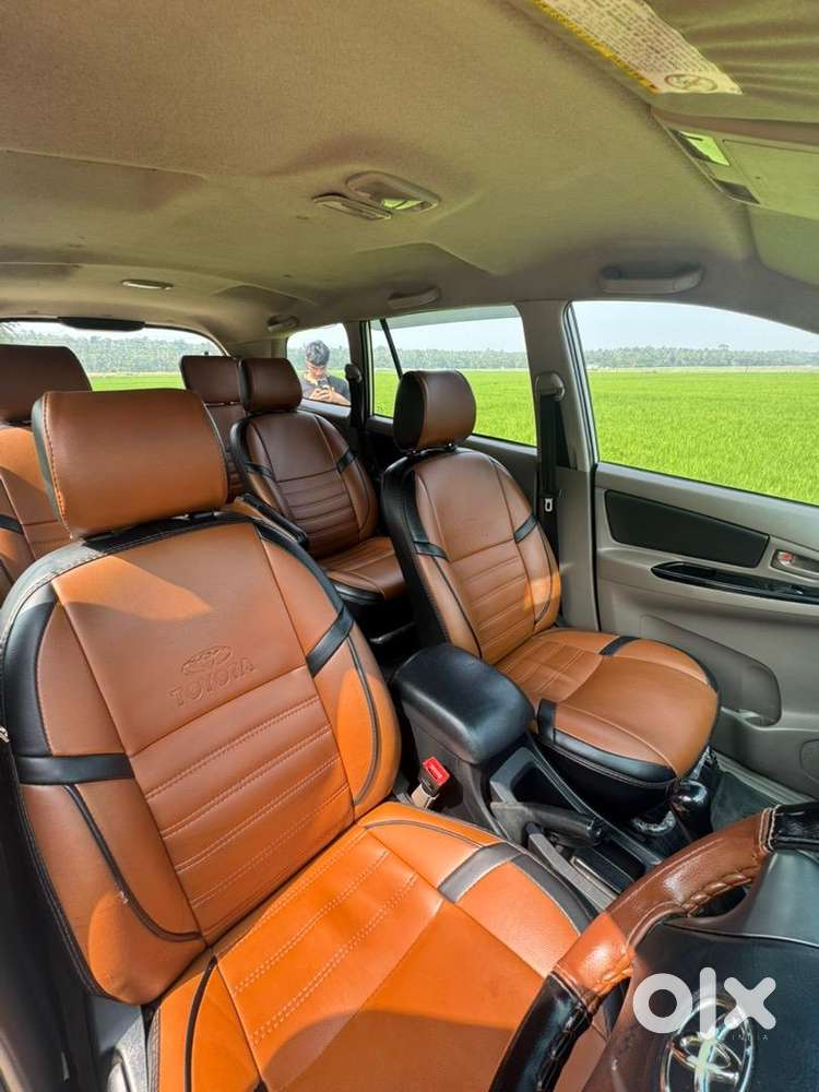 Toyota Innova 2015 Diesel Well Maintained