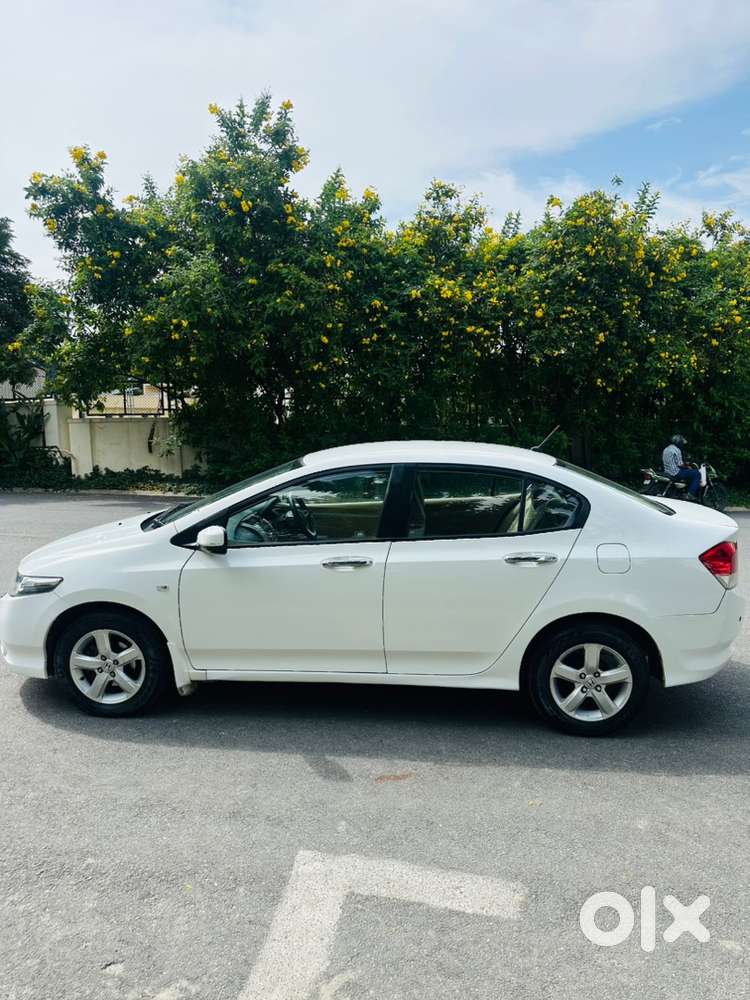 Honda City Petrol V At 2011