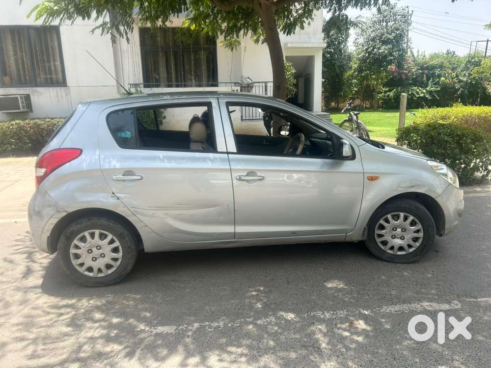 Hyundai Car 2012 Km Driven