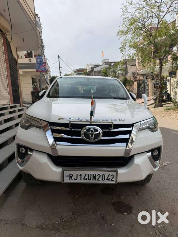 Toyota Fortuner [2021-ongoing] 2.8 2wd Diesel Mt, 2020, Diesel