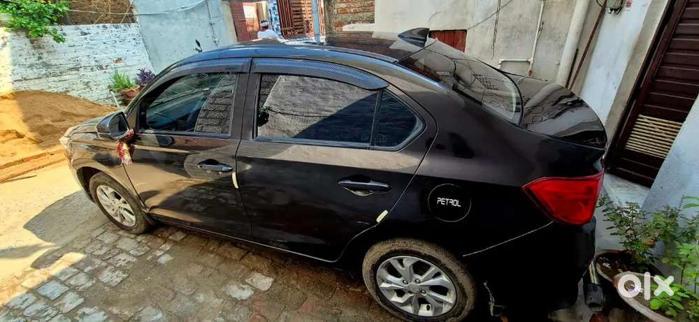 Honda Amaze 2019 Top Varient Petrol 65000 Km Driven
