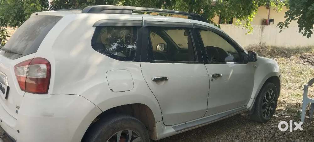 Nissan Terrano 2015 Diesel 185000 Km Driven