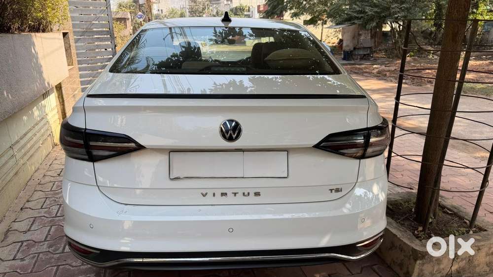 Volkswagen Virtus 2023 Petrol Doctor Driven Car