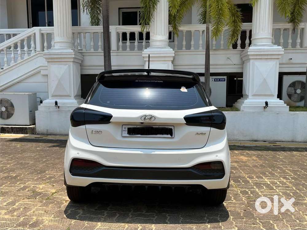 Hyundai I20 Asta Dual Tone  Showroom Maintained  Single Owner