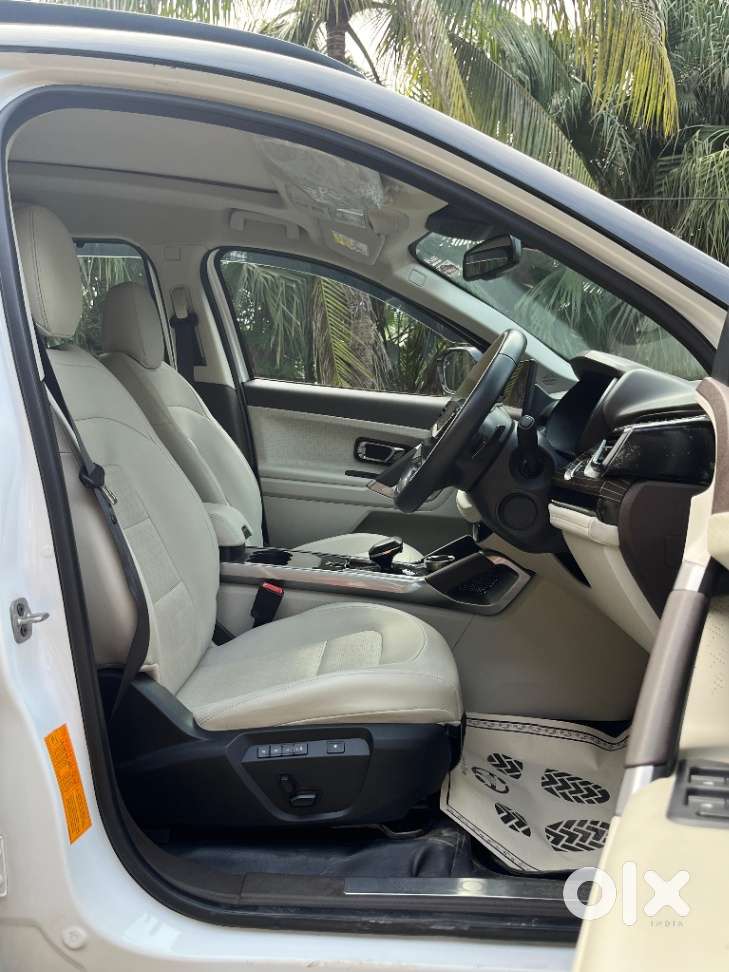 Tata Safari Accomplished Plus Dual Tone, 2025, Diesel