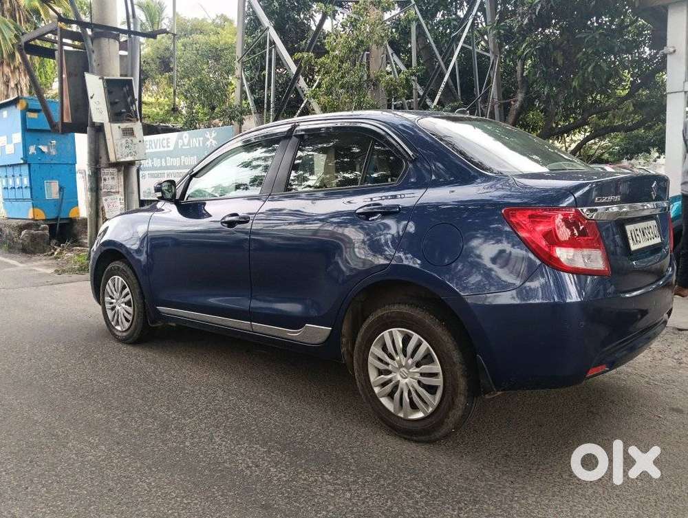 Maruti Suzuki Swift Dzire 1.3 Vxi, 2022, Petrol