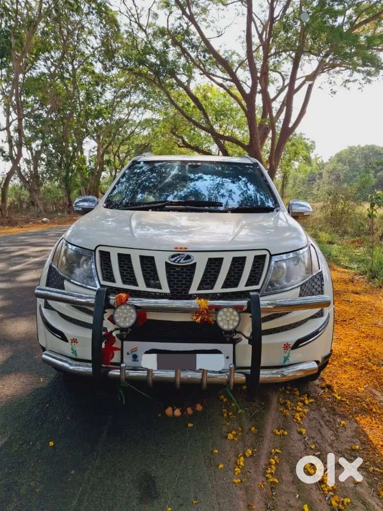 Mahindra Xuv500 2015 Diesel 93160 Km Driven