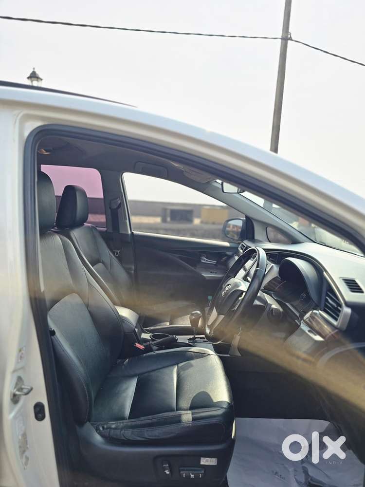 Toyota Innova Crysta Diesel 2017