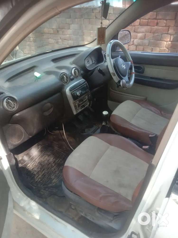 Hyundai Santro 2011 Lpg Well Maintained