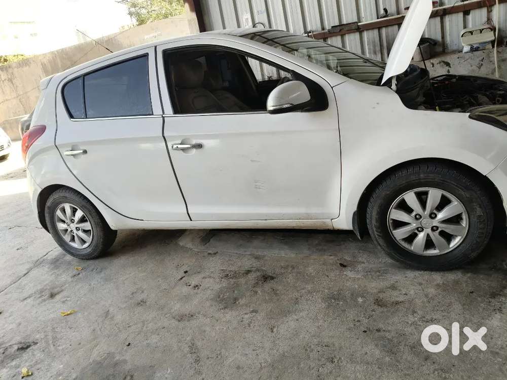 Hyundai New I20 1.0 Dct 2013