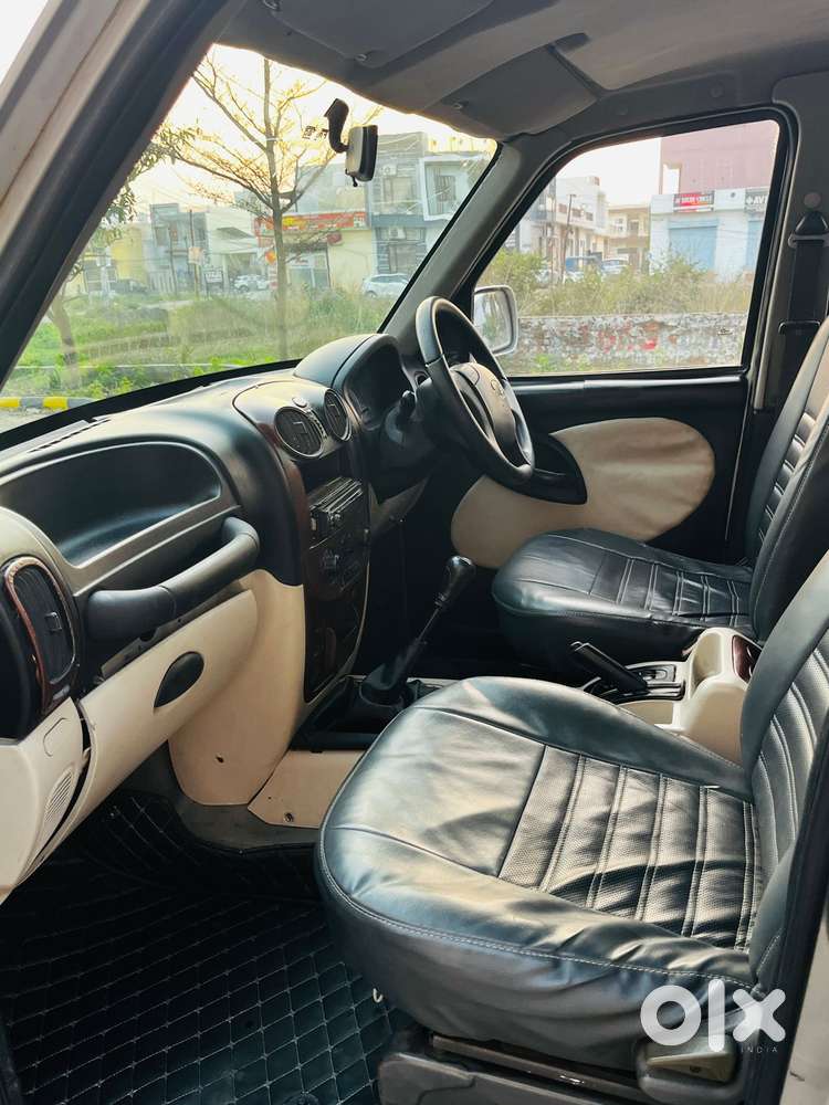 Mahindra Scorpio 2006-2009 2.6 Turbo 9 Str, 2006, Diesel