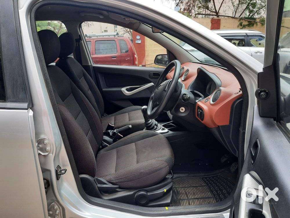 Ford Figo Petrol Titanium, 2010, Petrol