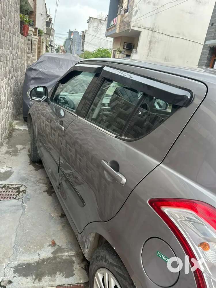 Maruti Suzuki Swift Vxi 2013