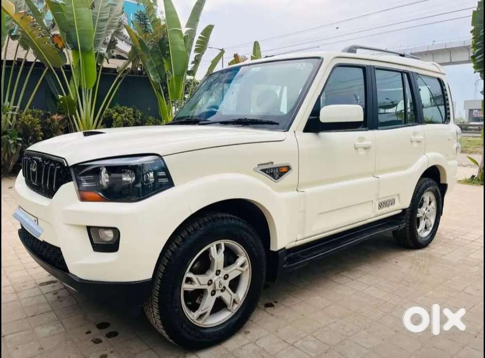 Mahindra Scorpio Diesel 2015