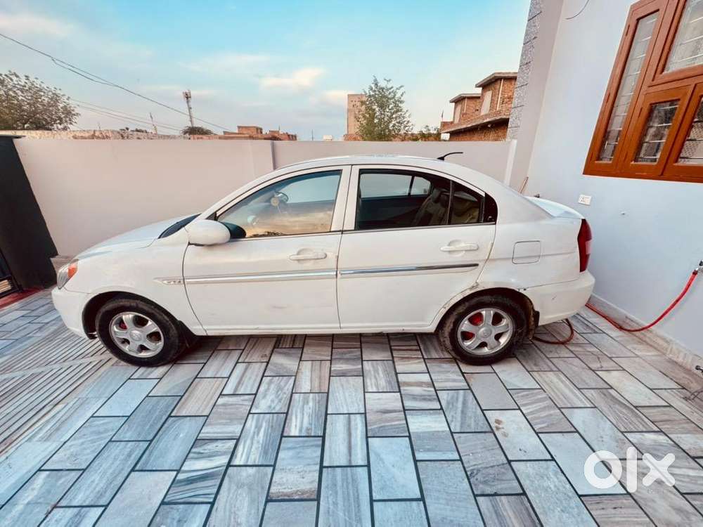 Hyundai Verna 2010 Diesel 160 Km Driven Or. Rning