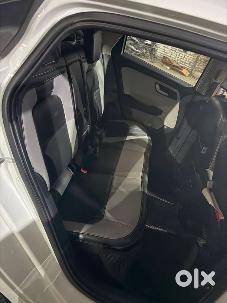 Tata Altroz Dca Xz+s 2023 Petrol Good Condition, Well Maintained