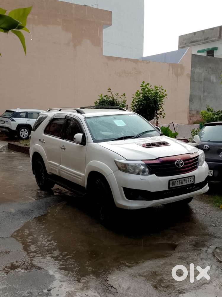 Toyota Fortuner 2015 Diesel Well Maintained