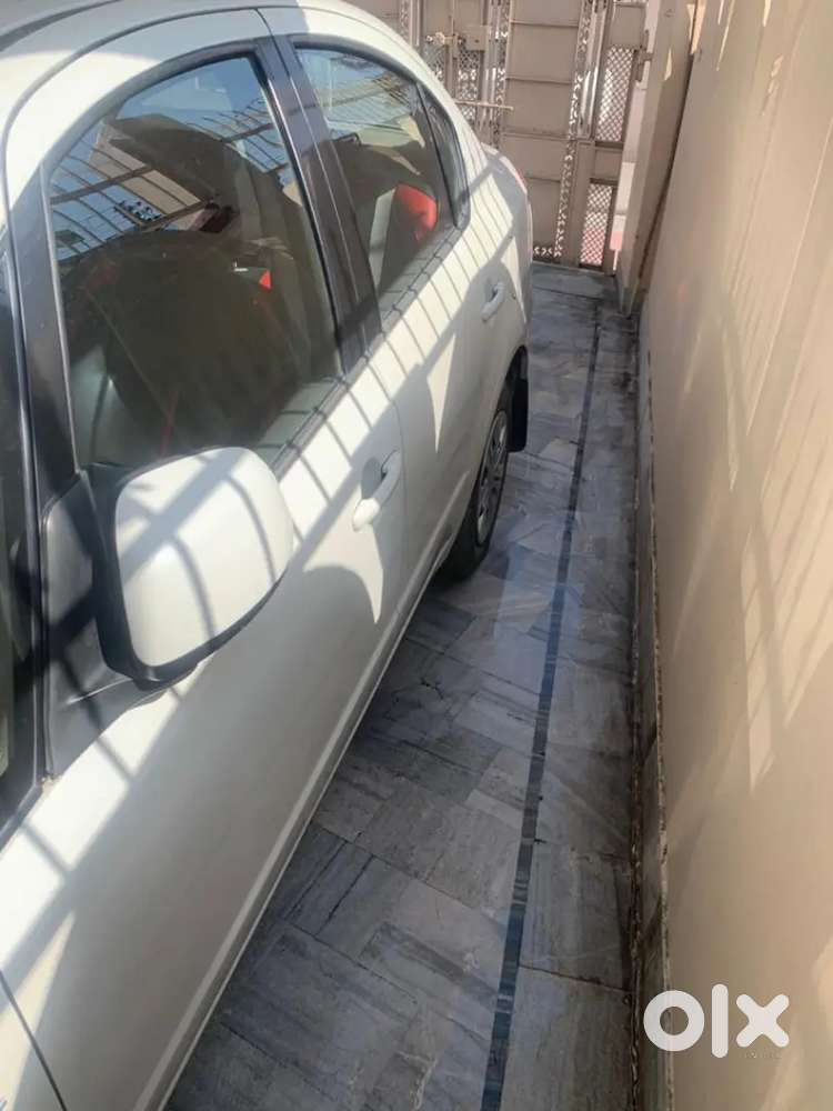 Maruti Suzuki Sx4 2010 Petrol 28000 Km Driven Insurance Till May 27
