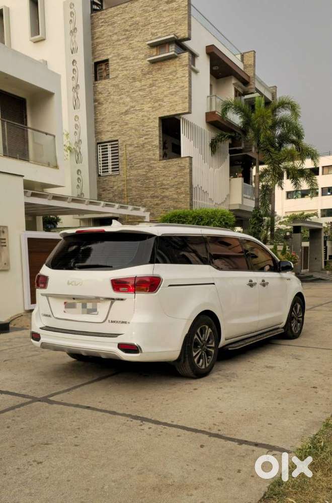 Kia Carnival Limousine Plus 7 Str, 2022, Diesel