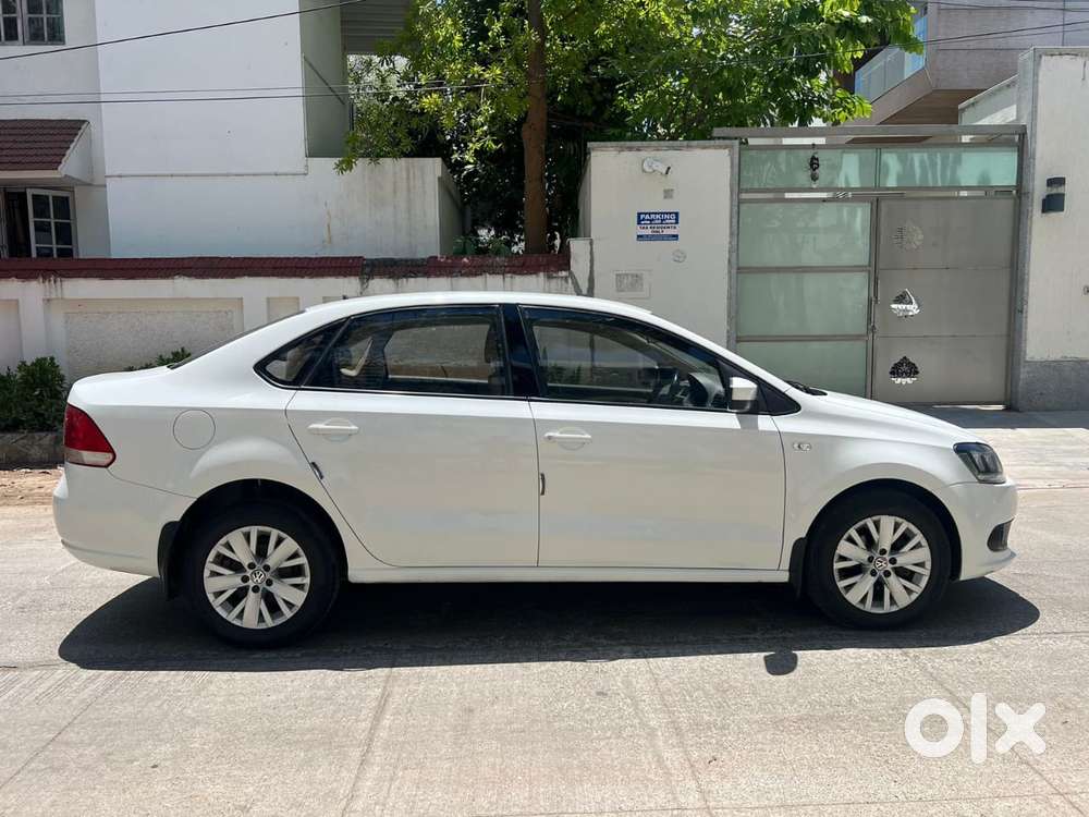 Volkswagen Vento 2010-2013 Petrol Highline At, 2015, Petrol