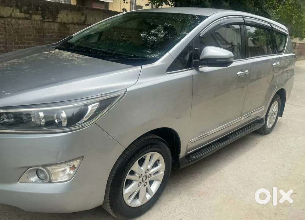 Toyota Innova Crysta [2020-ongoing] 2.4 Vx 7 Str, 2017, Diesel