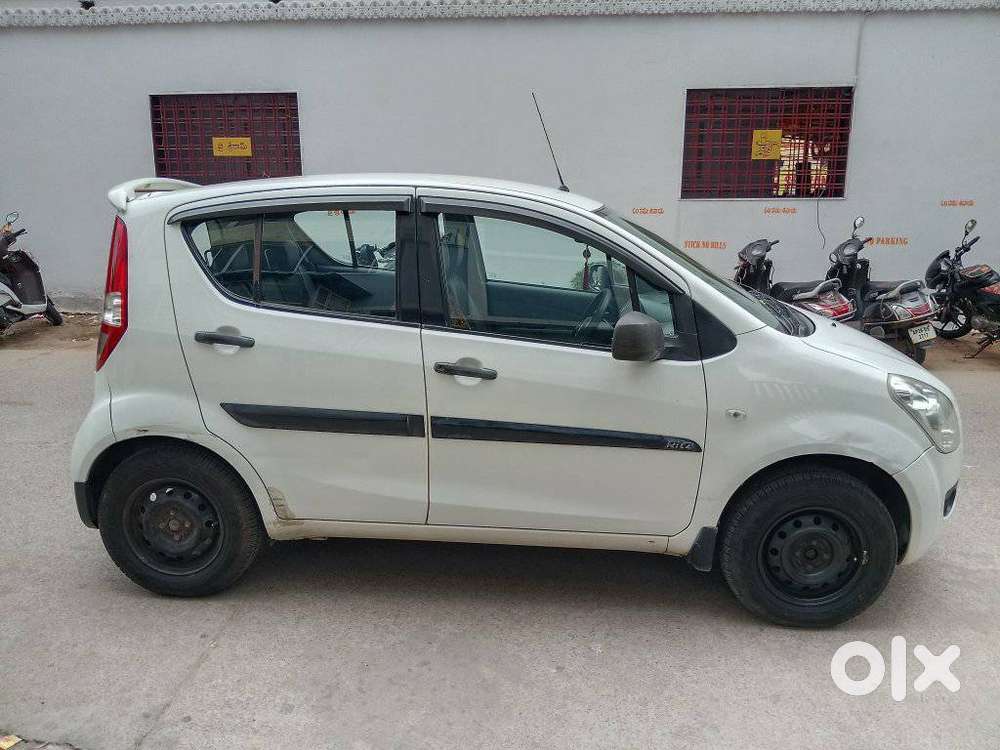 Maruti Suzuki Ritz Vxi, 2009, Petrol