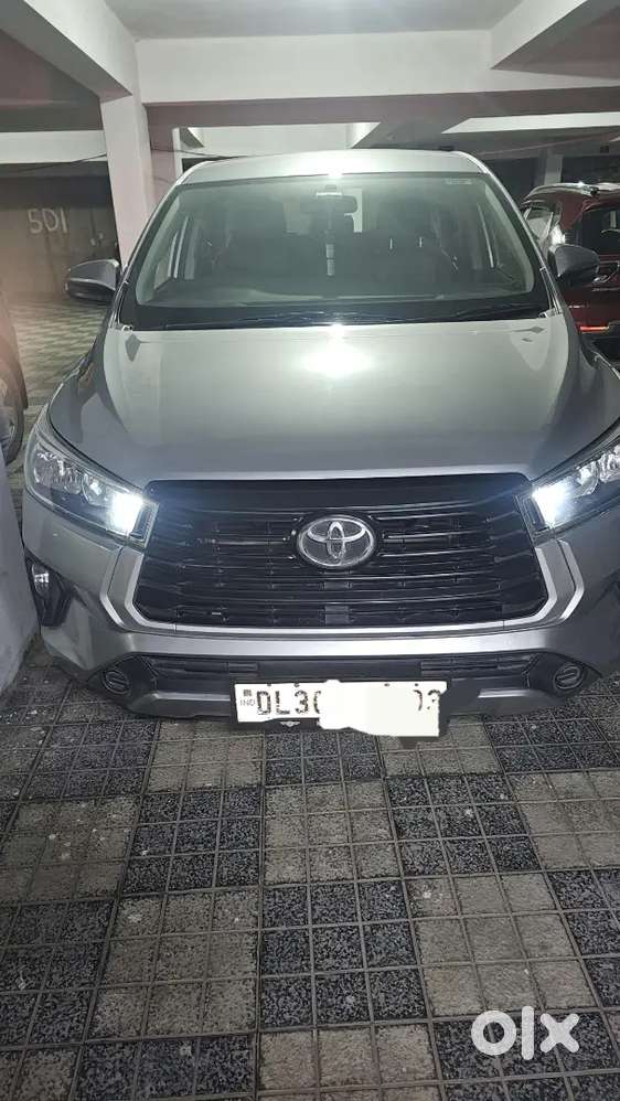 Toyota Innova Crysta 2022 2.4 G 8str Delhi Registered