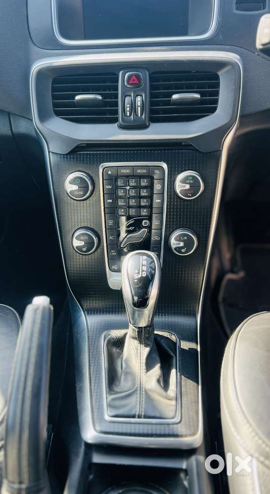 Volvo V40 D3 R Design, 2018, Diesel