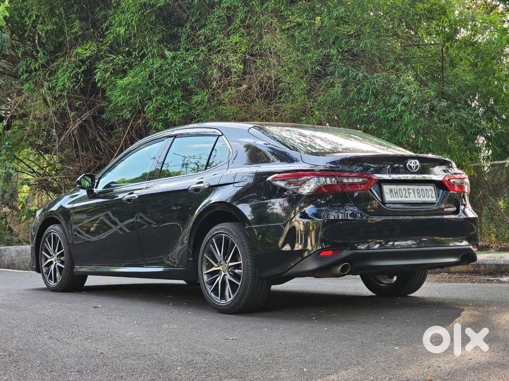 Toyota Camry Hybrid, 2023, Petrol