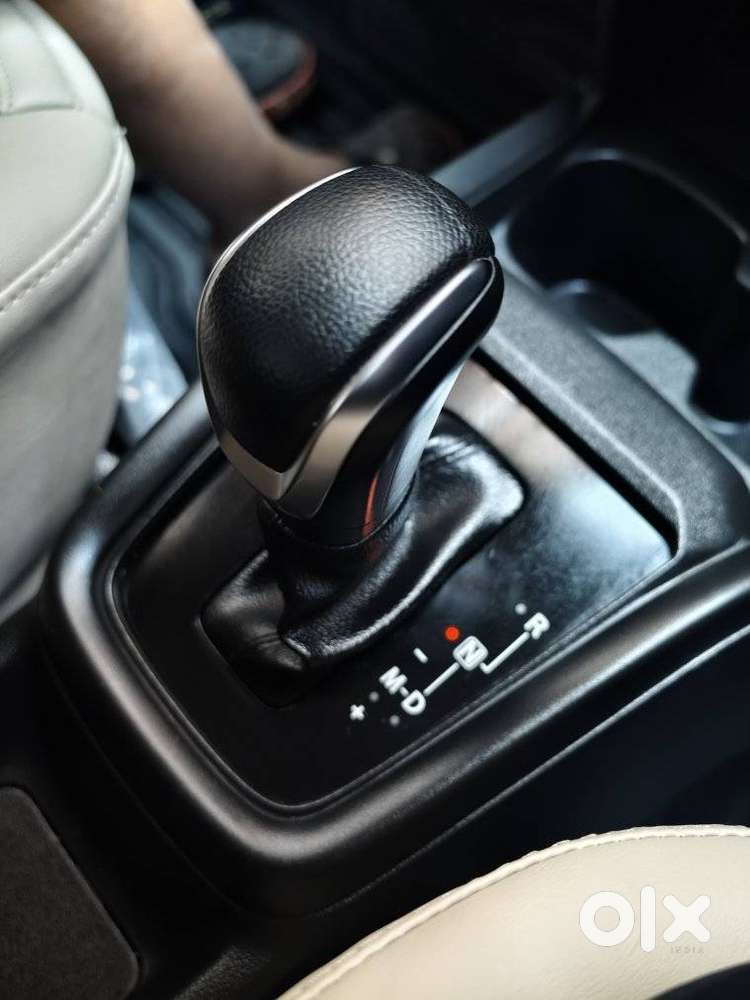 Maruti Suzuki Dzire Vxi Ags, 2025, Petrol