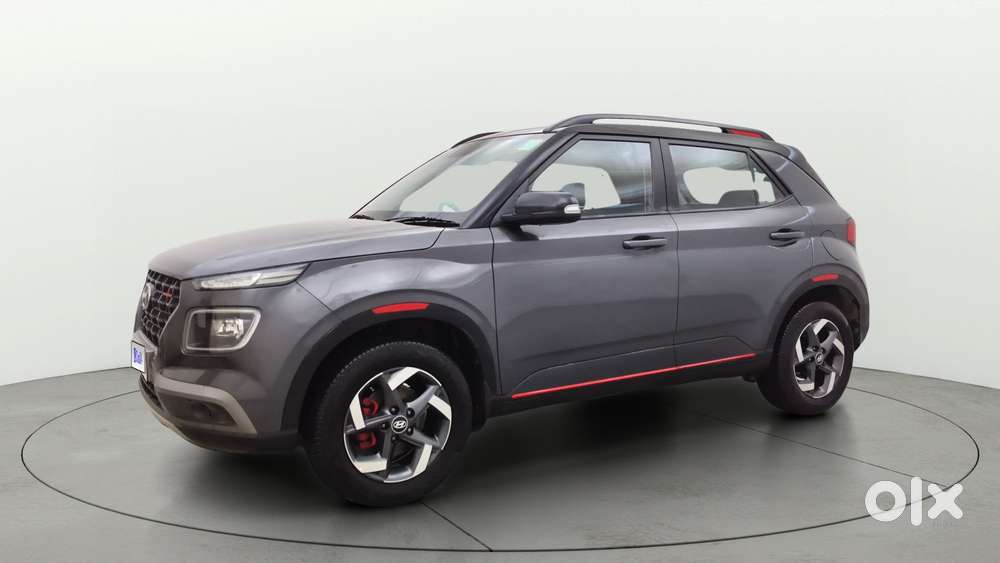 Hyundai Venue 1.0 Sx Turbo Imt Dual Tone Sport, 2021, Petrol