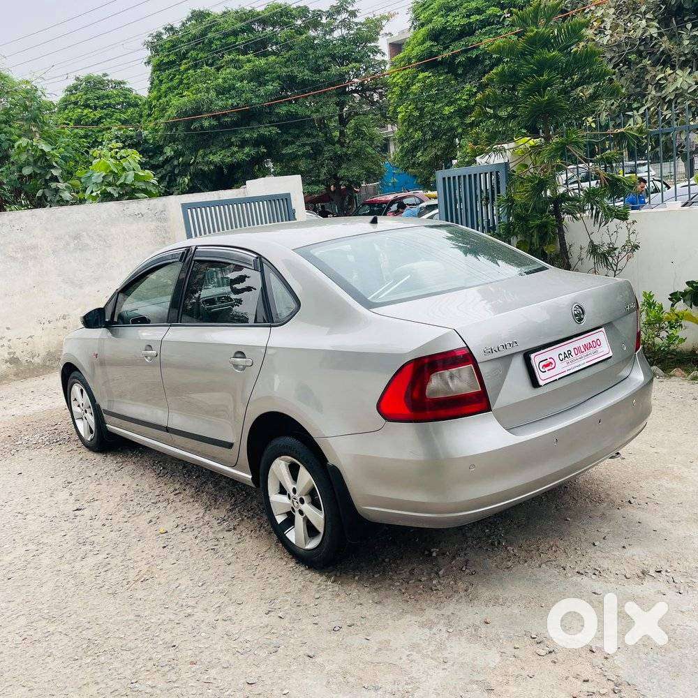 Skoda Rapid 1.6 Mpi Elegance, 2017, Petrol