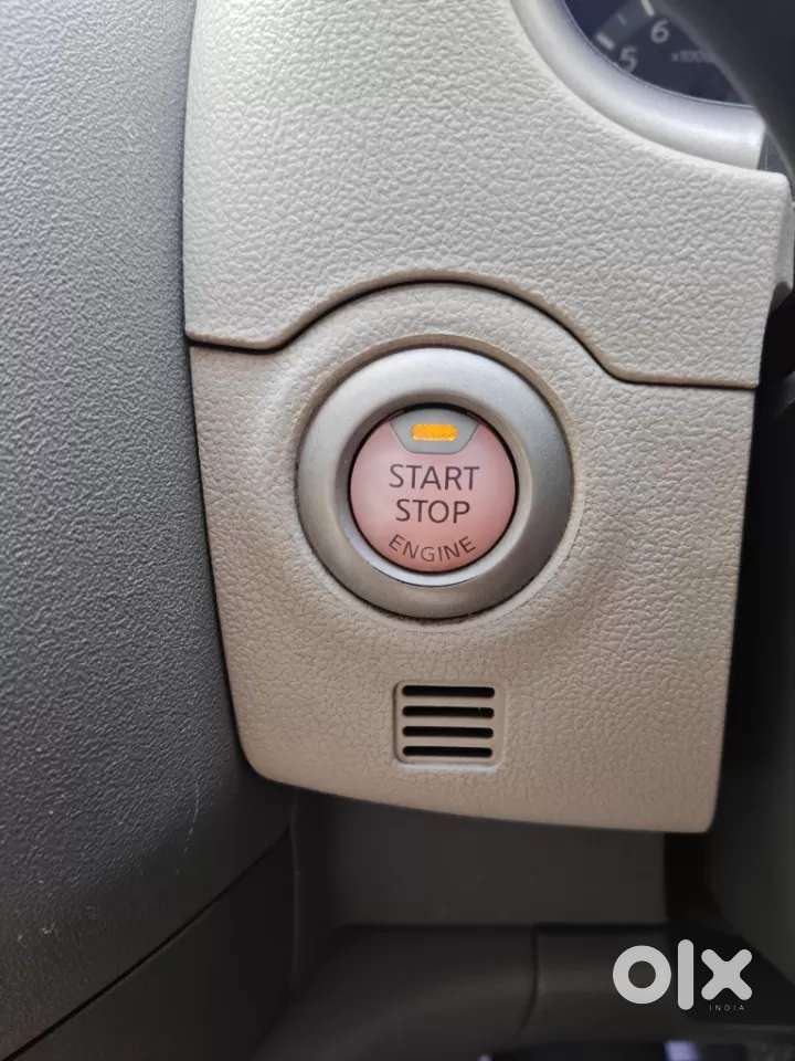 Nissan Micra Cvt Xv, 2012, Petrol
