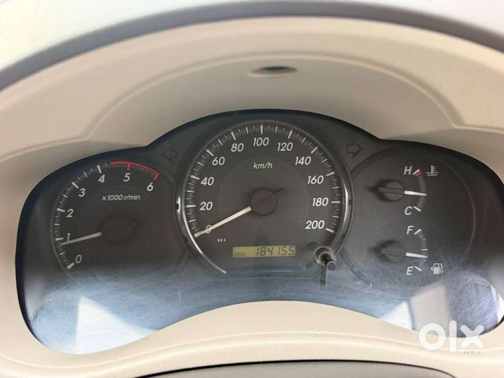 Toyota Innova 2.5 G (diesel) 8 Seater, 2012, Diesel