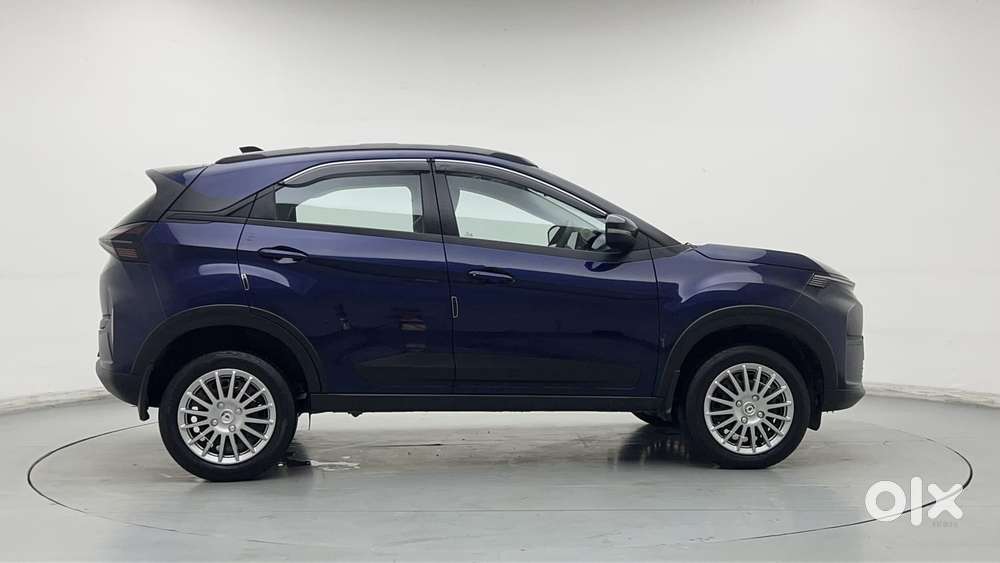 Tata Nexon Pure (s) 1.2 Petrol 6amt, 2025, Petrol