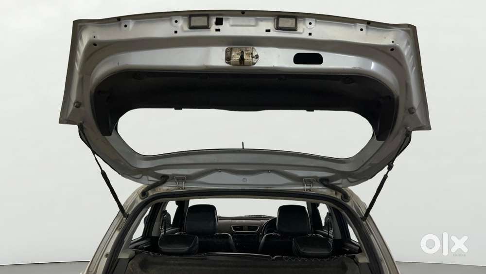 Maruti Suzuki Swift Vxi, 2016, Petrol