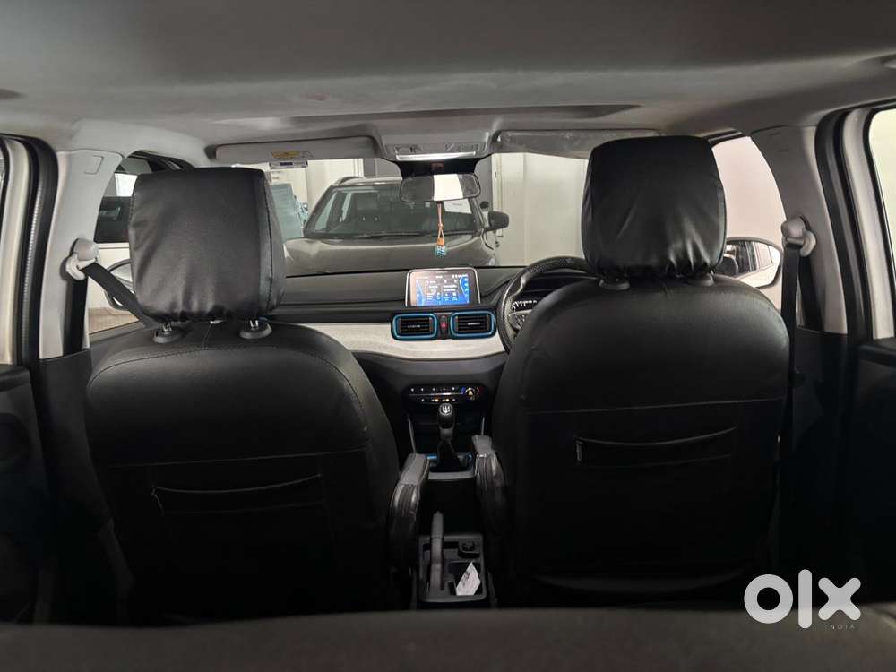 Tata Punch Creative Dual Tone Mt Sunroof, 2023, Petrol