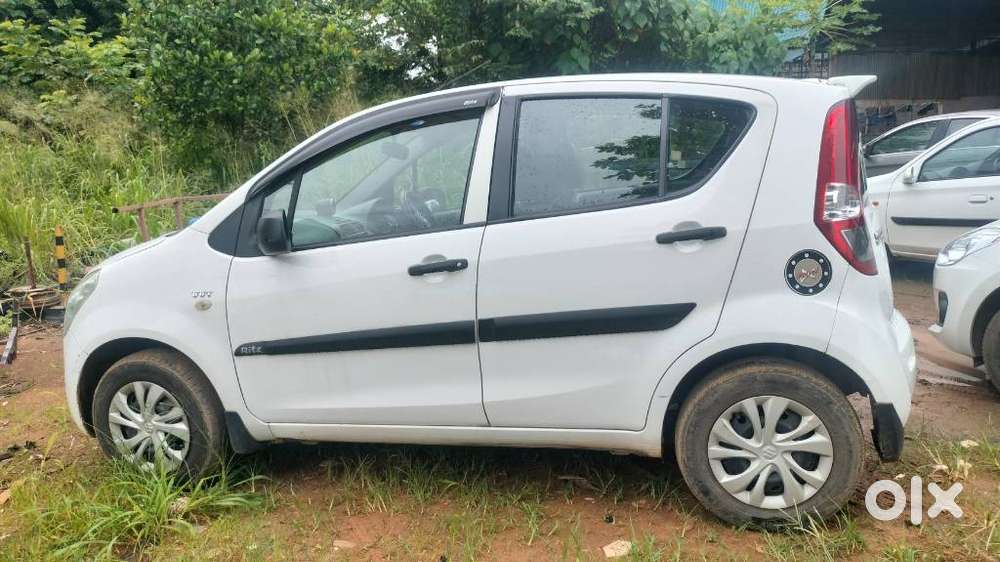 Maruti Suzuki Ritz, 2012, Petrol