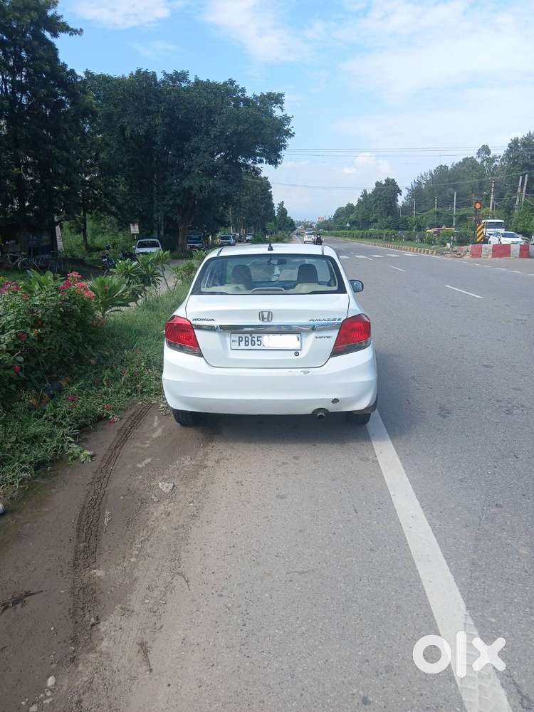 Honda Amaze Diesel 2014