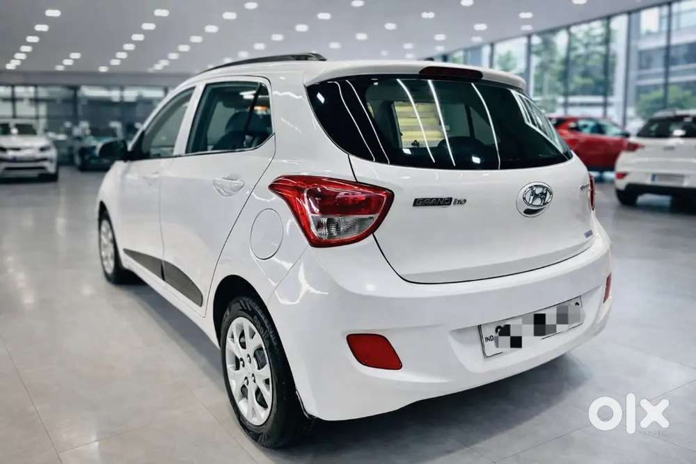 Hyundai Grand I10 2015 Petrol 56000 Km Driven