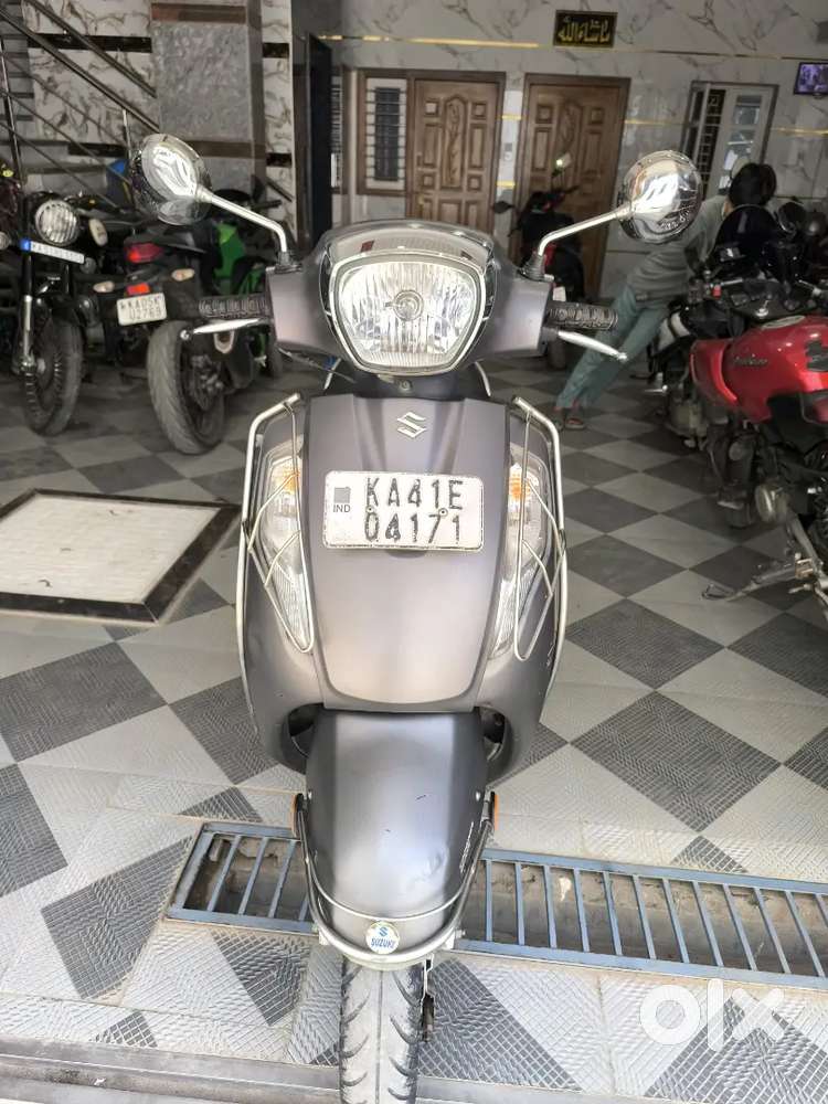 Suzuki access 125 cc new tyre new battery excellent condition