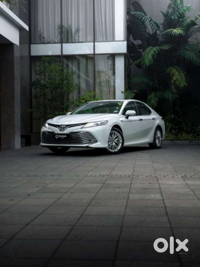 Toyota Camry Hybrid, 2021, Petrol