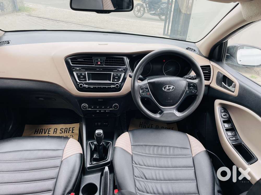 Hyundai I20 Sportz 1.2 Bs-iv, 2017, Petrol