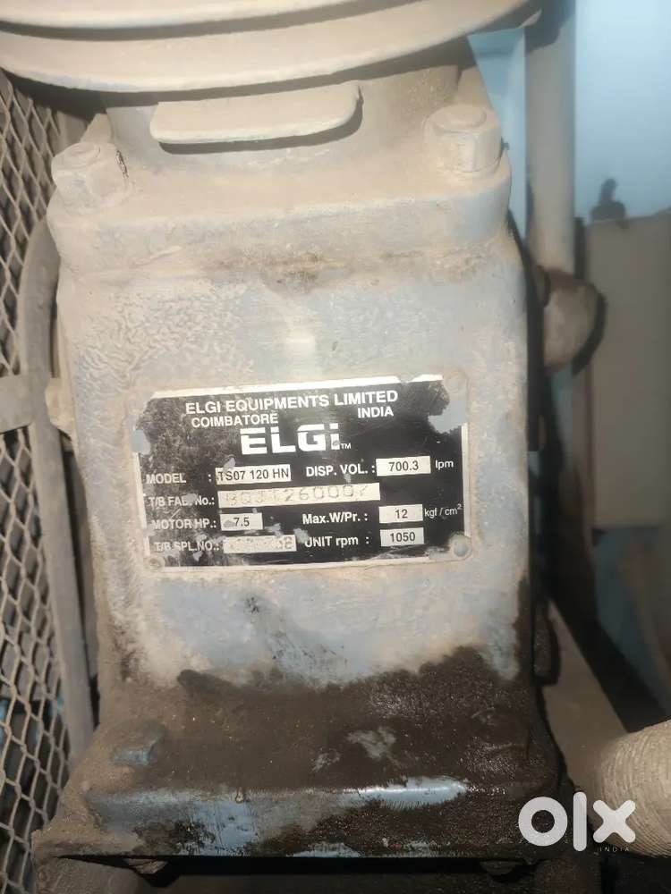 Air compressor elgi 220 lts