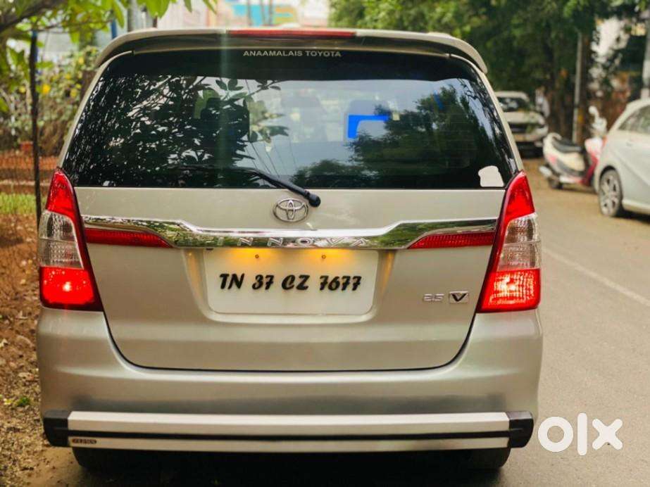 Toyota Innova 2.5 V 8 Str, 2014, Diesel