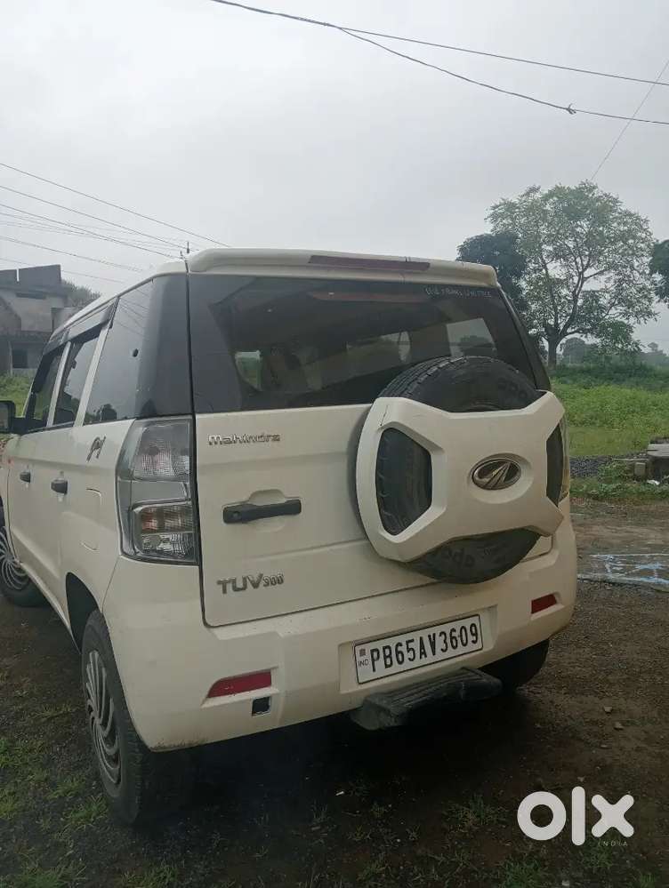 Mahindra Tuv 300 2019 Diesel 85000 Km Driven