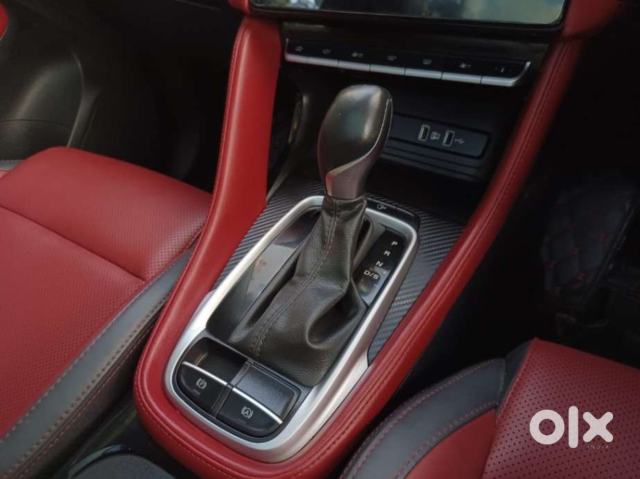 Mg Astor 1.5 Savvy Cvt S Red, 2022, Petrol