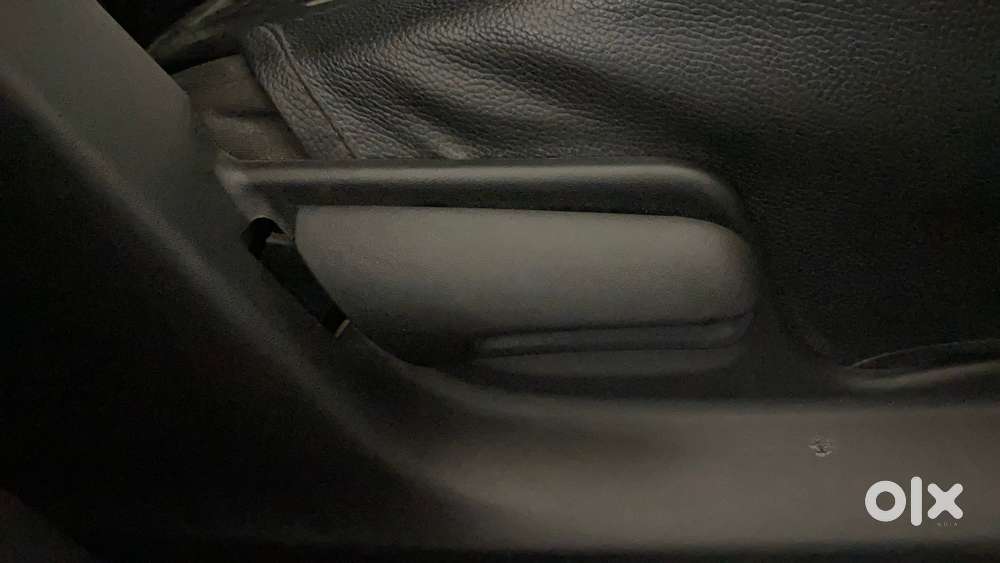 Maruti Suzuki Swift 1.2 Lxi (o), 2017, Petrol