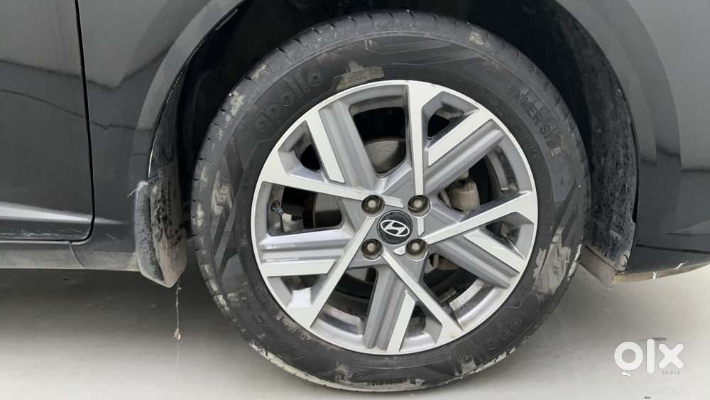 Hyundai Verna Sx 1.5 Petrol Ivt, 2023, Petrol