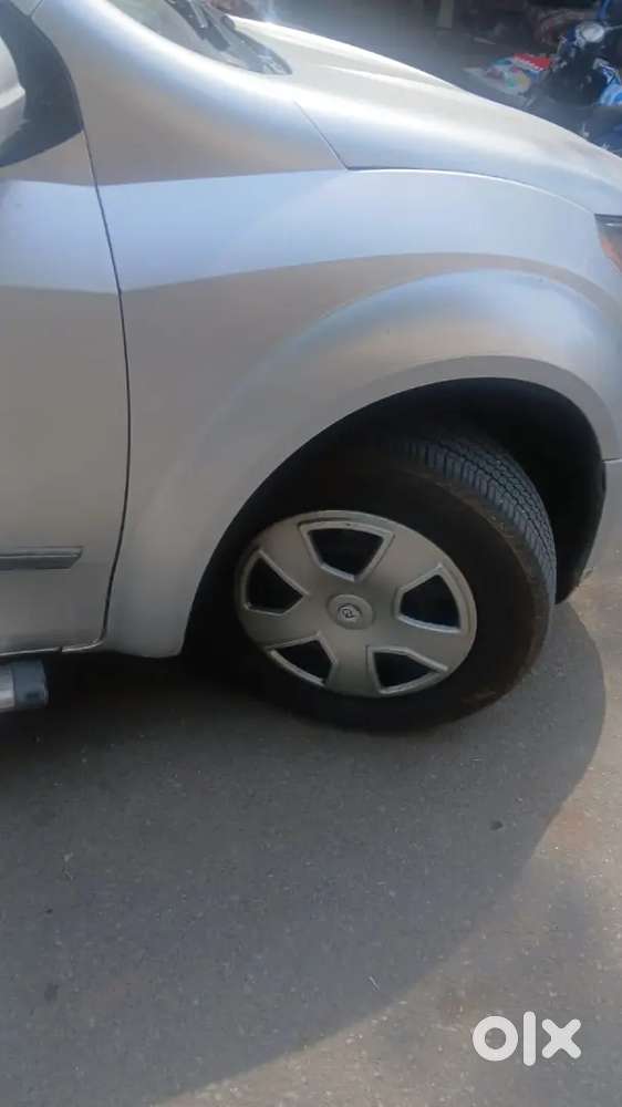 Xuv 500 1st Owner Good Condition